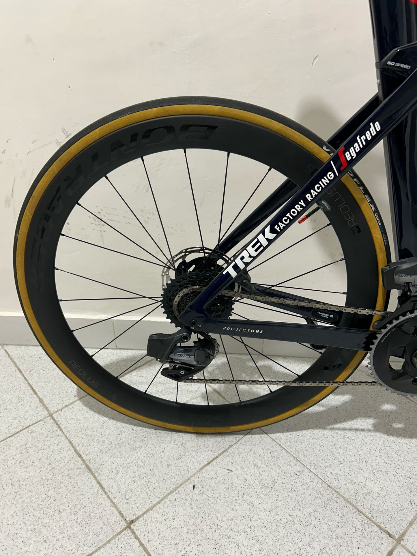 Trek Madone SLR 7 AXS Gen 6 Taglia 56 -  Usata